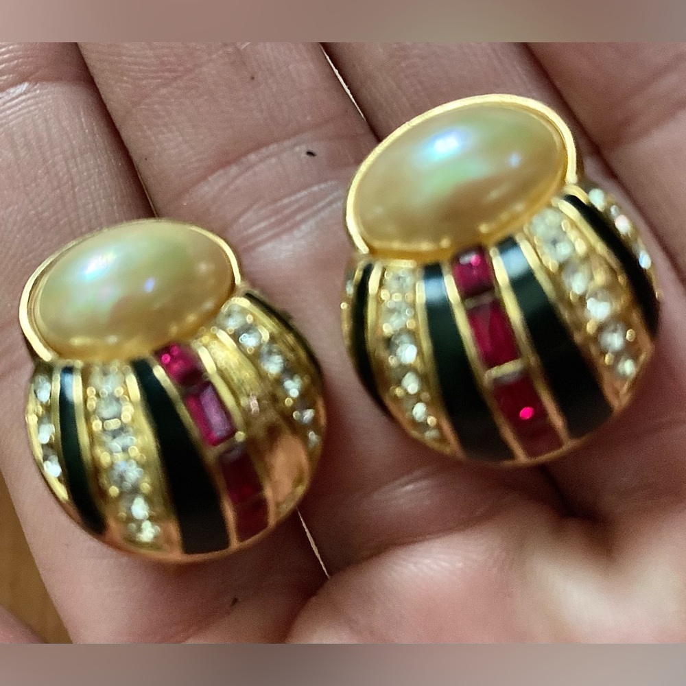 Vtg Christian Dior Clip on statement earrings